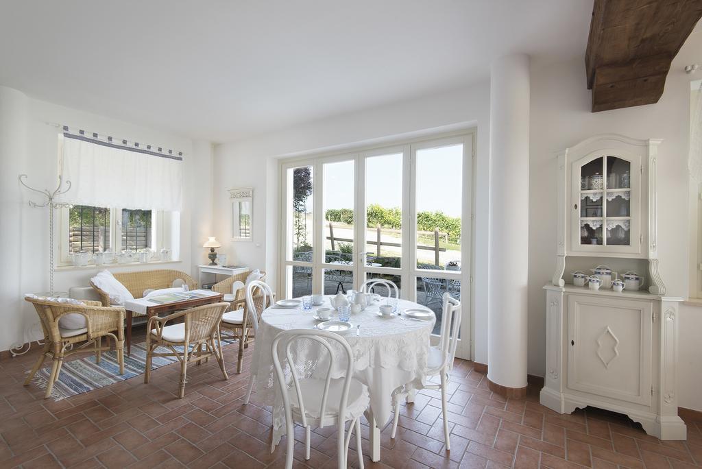 Agriturismo Albarossa Nizza Monferrato Luaran gambar