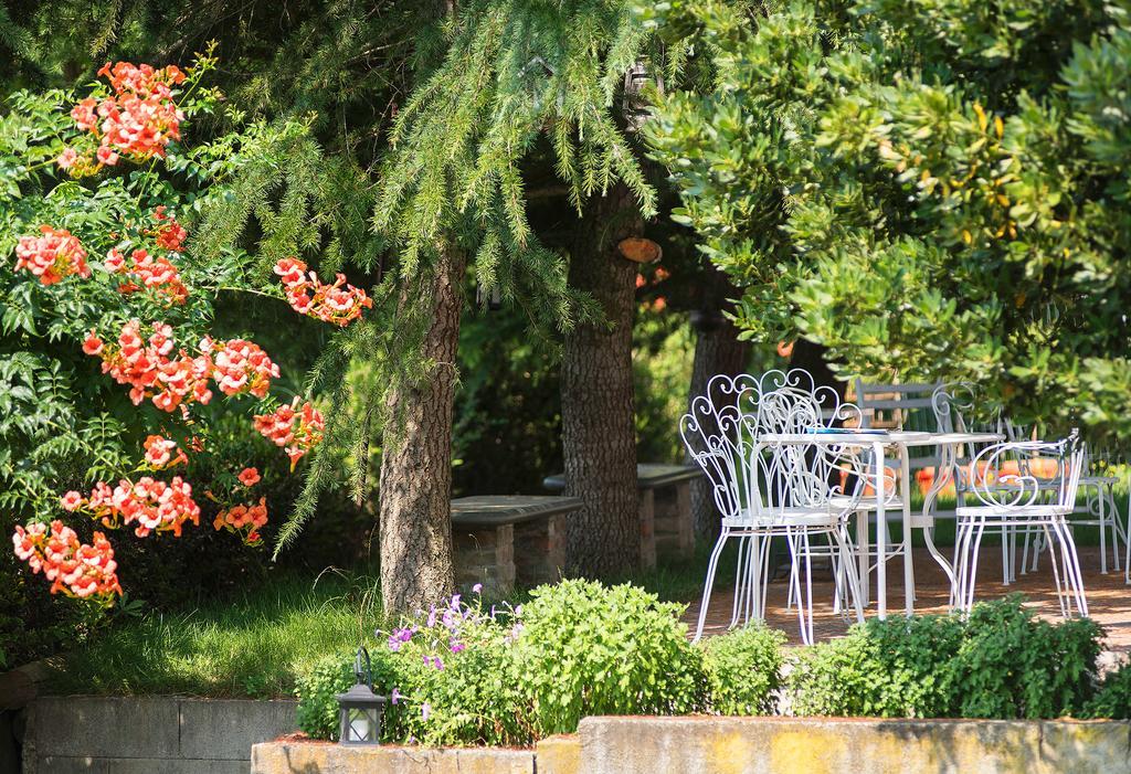 Agriturismo Albarossa Nizza Monferrato Luaran gambar